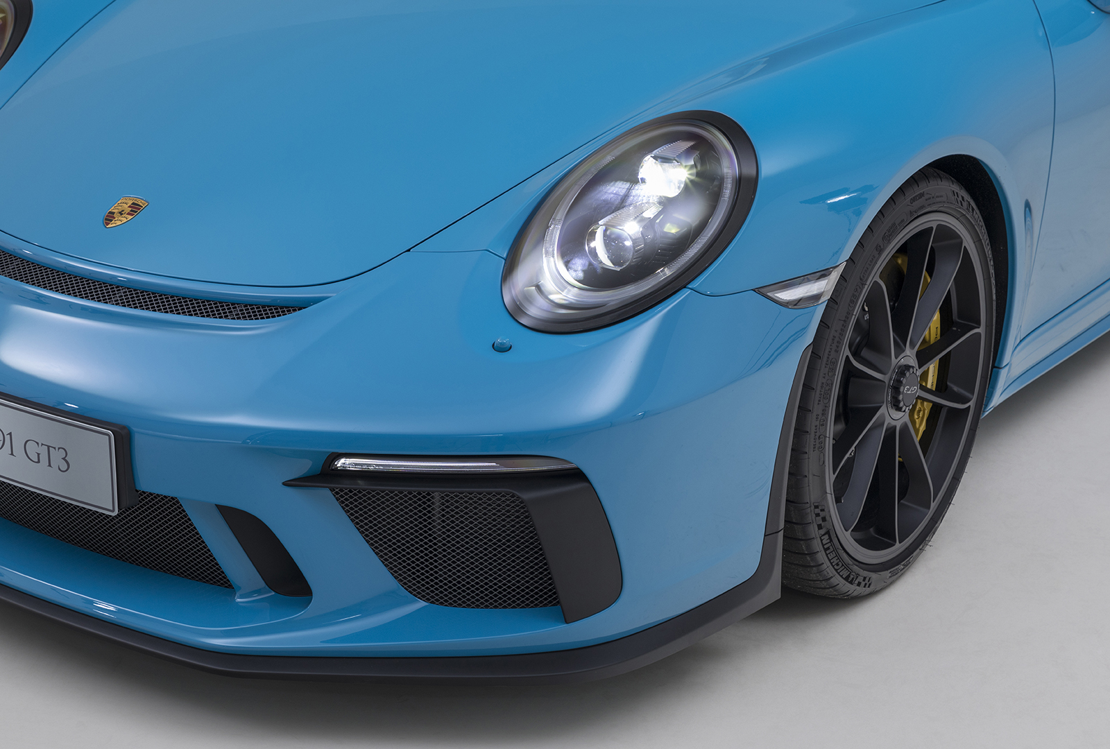 2016 Porsche 911 GT3 RS Photos and Info – News – Car and Driver